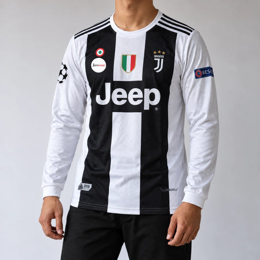 Juventus Home Jersey Cristiano Ronaldo (Embroidery)
